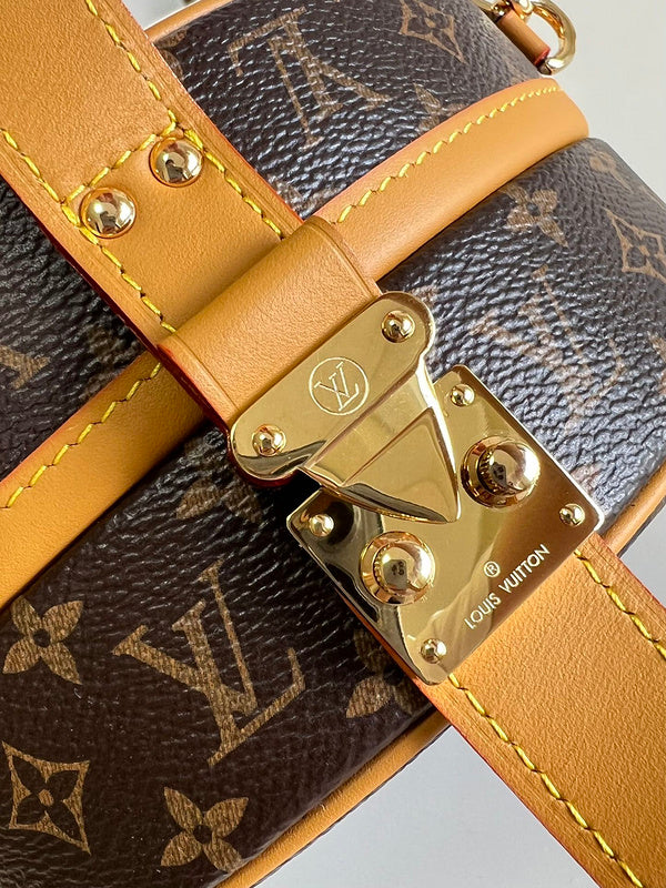 LOV - Luxurious Totes - 981