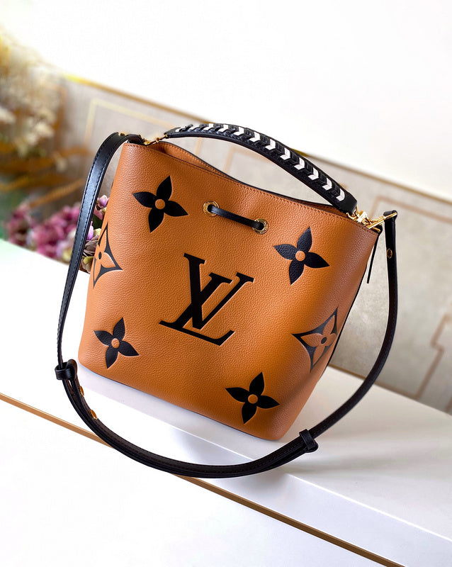 Luxurious Totes - Latest - 1715