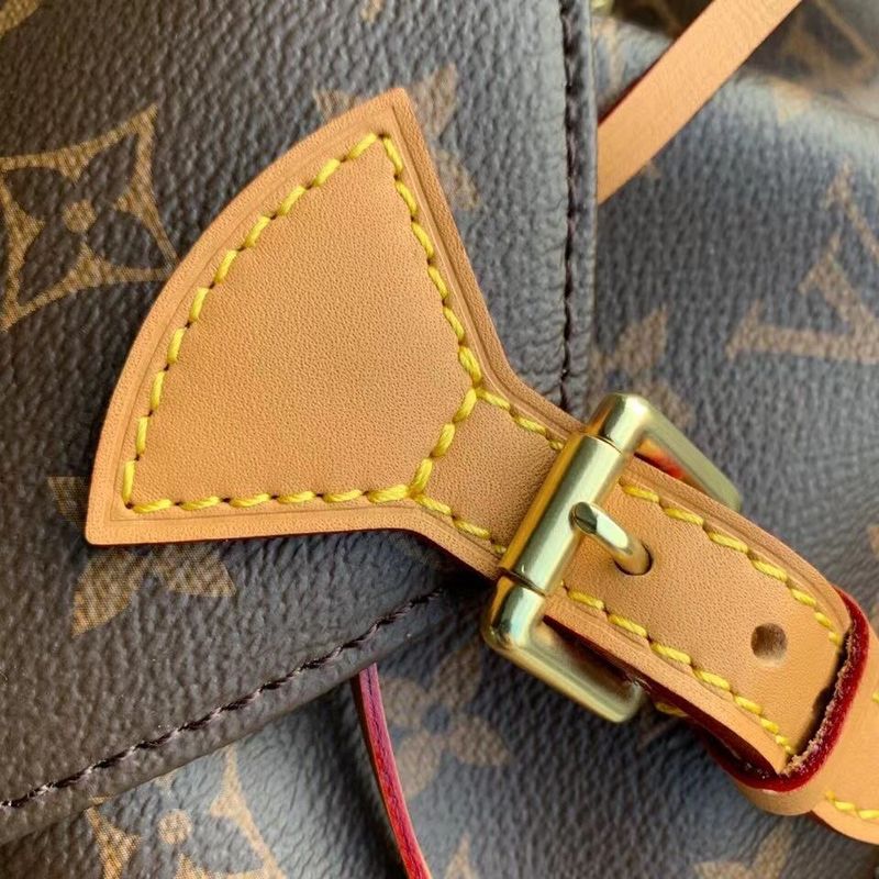 LOV - Luxurious Totes - 820