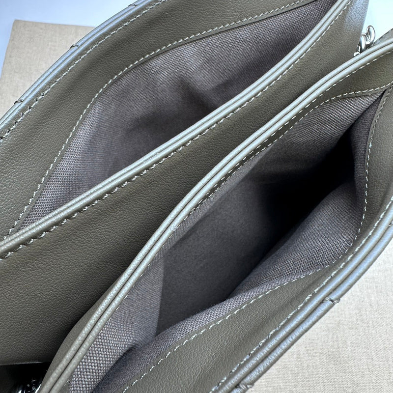 GUI - Luxurious Totes - 146