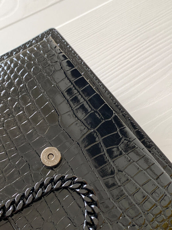 Luxurious Totes - Latest - 8191
