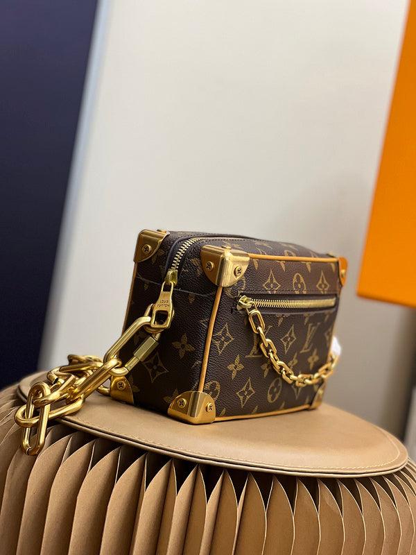 LOV - Luxurious Totes - 993