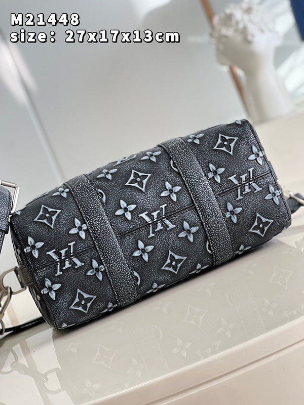 LOV - Luxurious Totes - 908