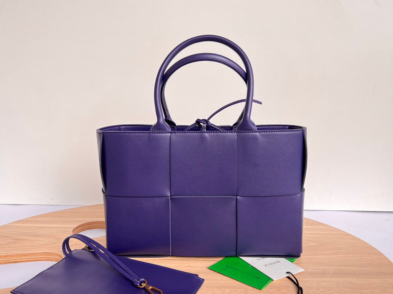 Luxurious-Totes - BV Bags - 2299