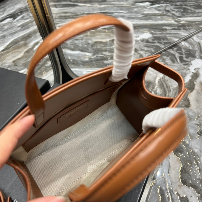 Luxurious Totes - Latest - 8080