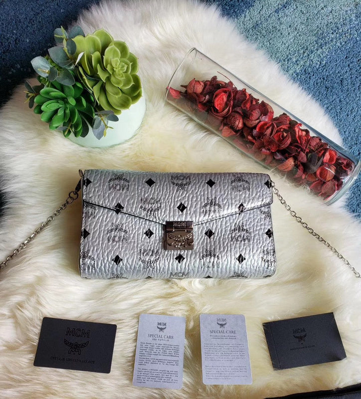 Luxurious Totes - Latest - 7886