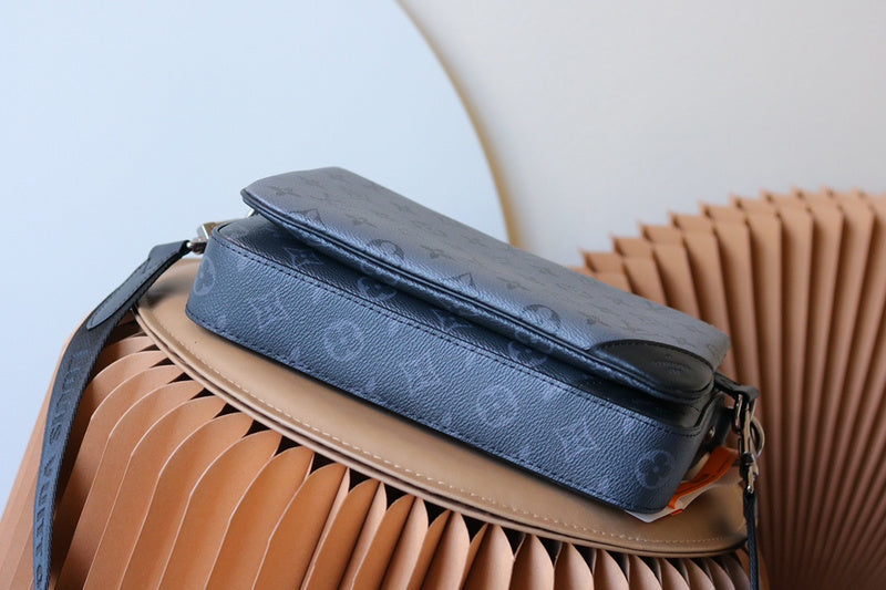 LOV - Luxurious Totes - 2042