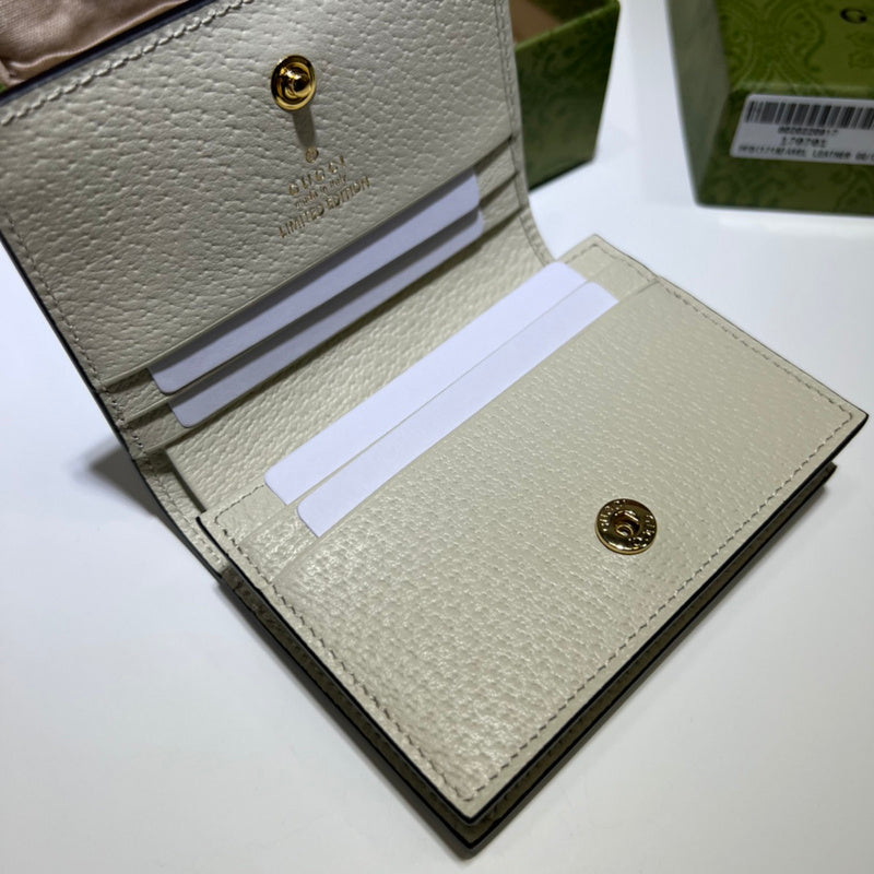GUI - Luxurious Totes - 602