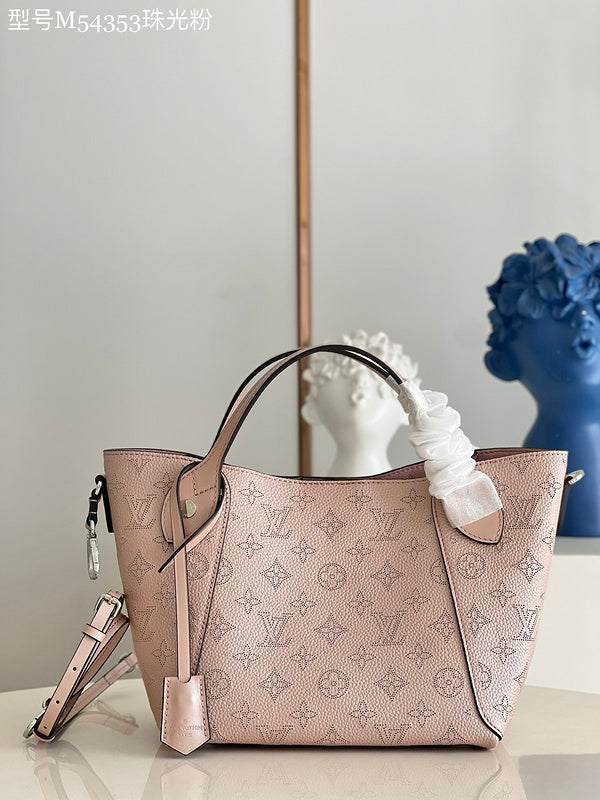 LOV - Luxurious Totes - 2065
