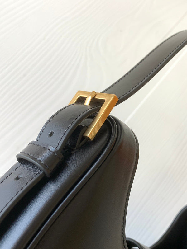 Luxurious Totes - Latest - 8106