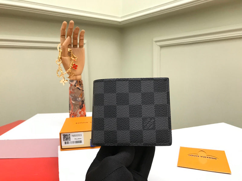 Luxurious Totes - Latest - 747