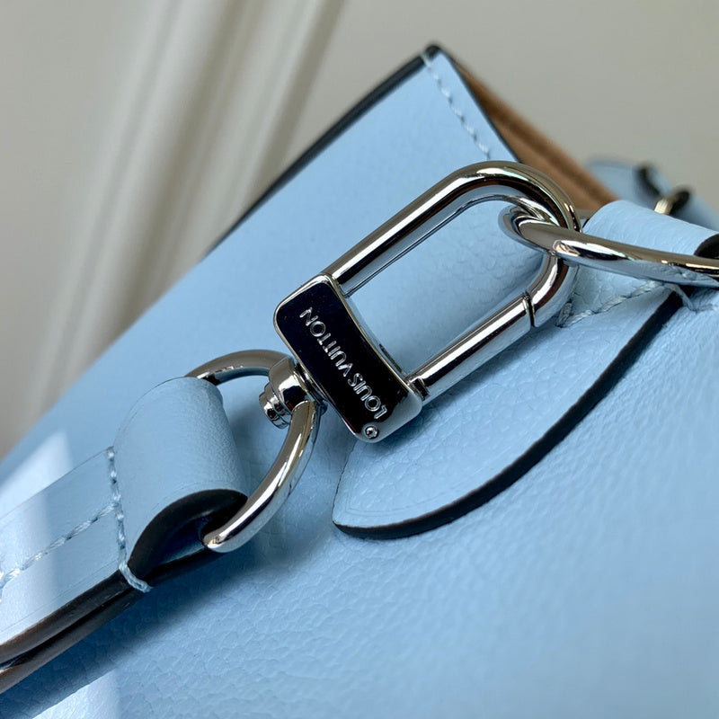 LOV - Luxurious Totes - 1599