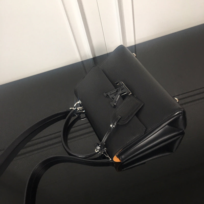 LOV - Luxurious Totes - 715