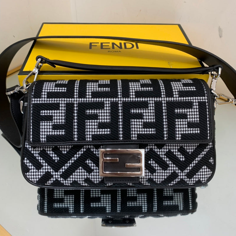 Luxurious Totes - Latest - 11371