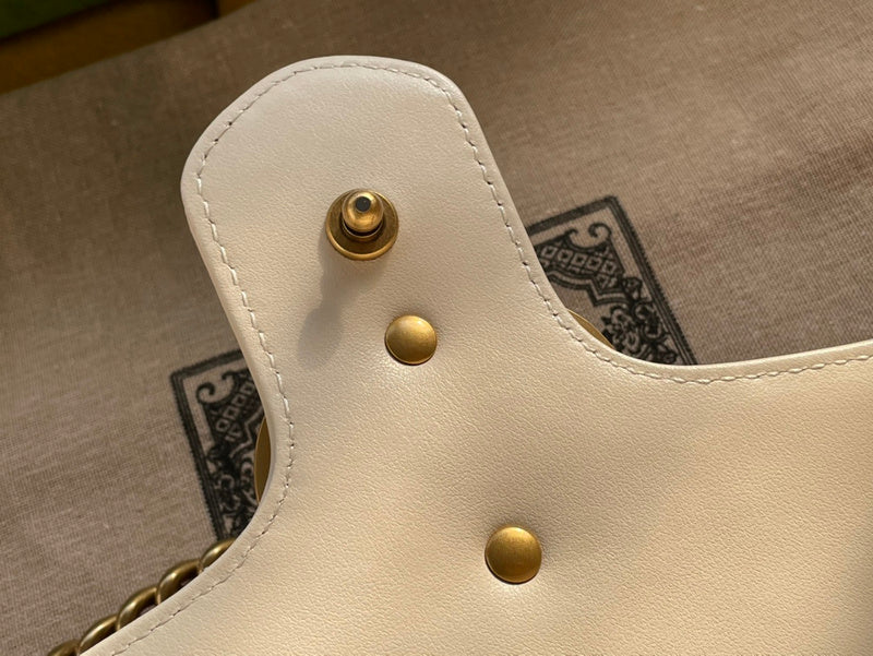 GUI - Luxurious Totes - 901