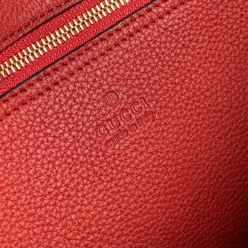GUI - Luxurious Totes - 921