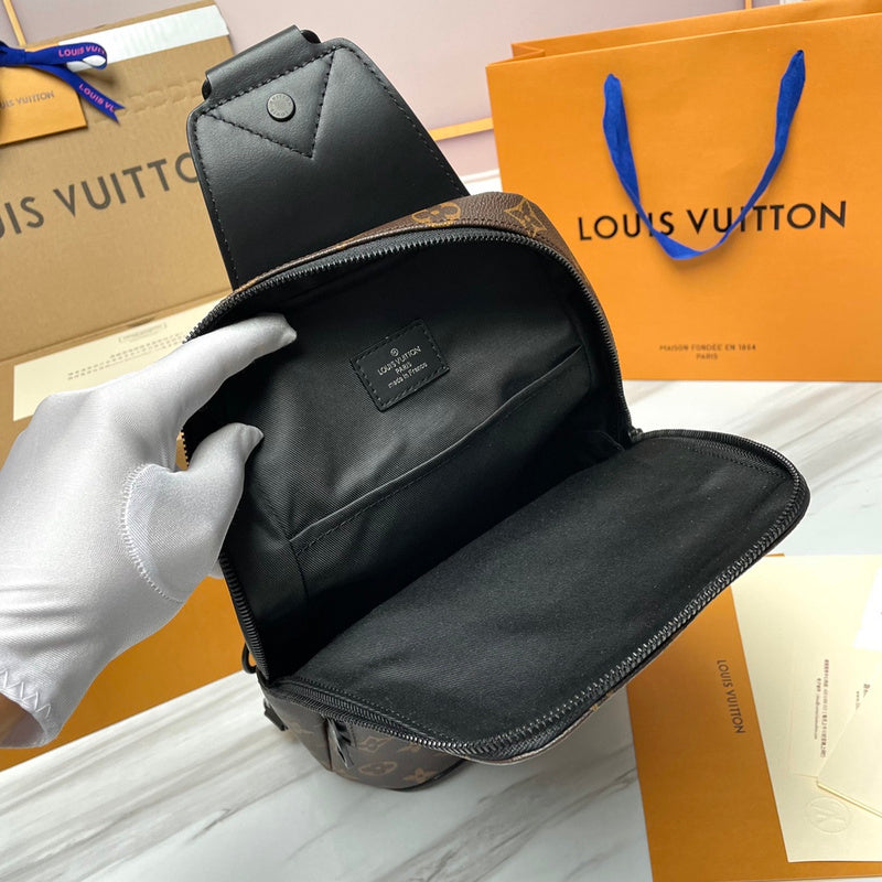 LOV - Luxurious Totes - 2320