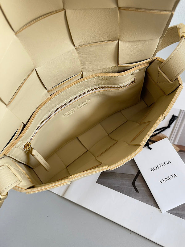Luxurious Totes - Latest - 6961