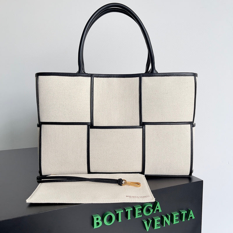 Luxurious-Totes - BV Bags - 1881