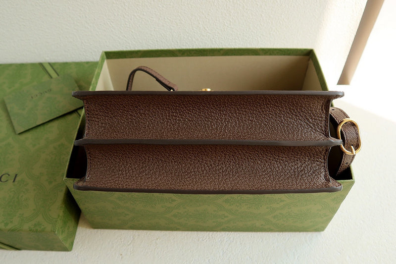 GUI - Luxurious Totes - 923