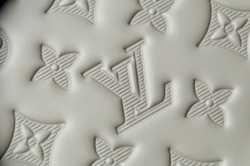 LOV - Luxurious Totes - 1438