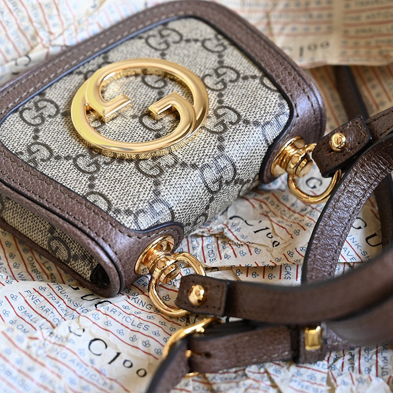 GUI - Luxurious Totes - 899