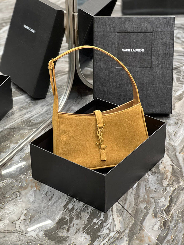 Luxurious Totes - Latest - 8119