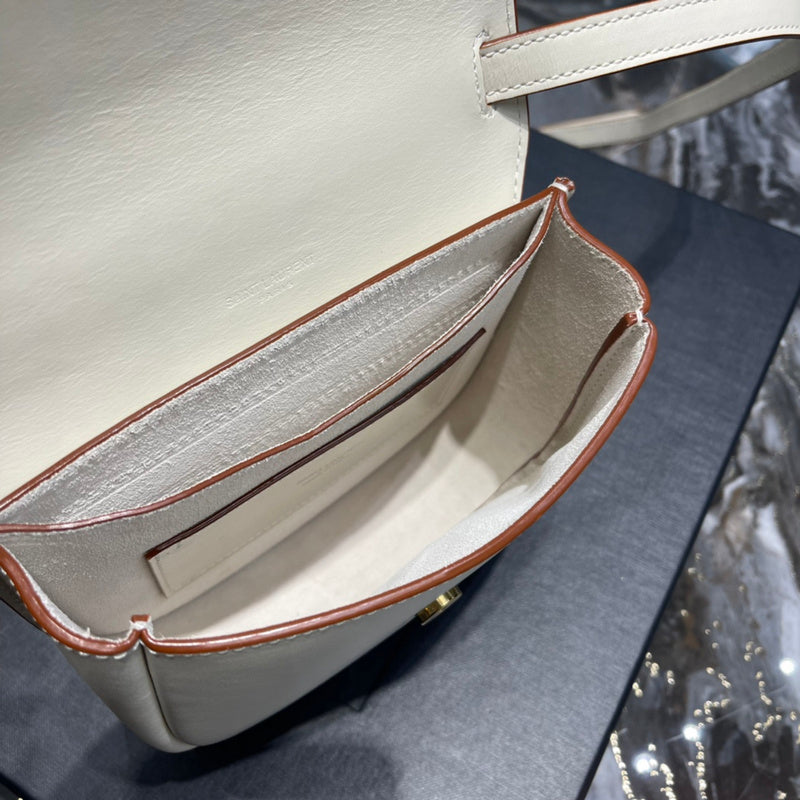 Luxurious Totes - Latest - 8471
