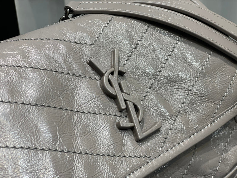 Luxurious Totes - Latest - 8561