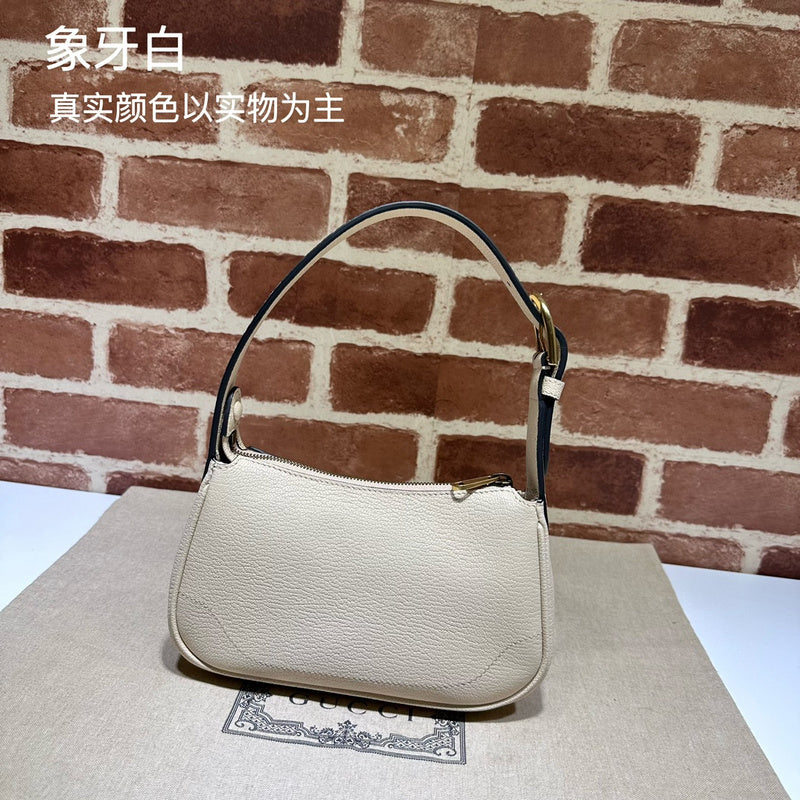 GUI - Luxurious Totes - 031