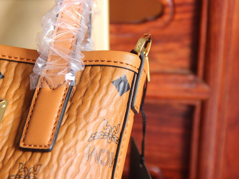 Luxurious Totes - Latest - 7895