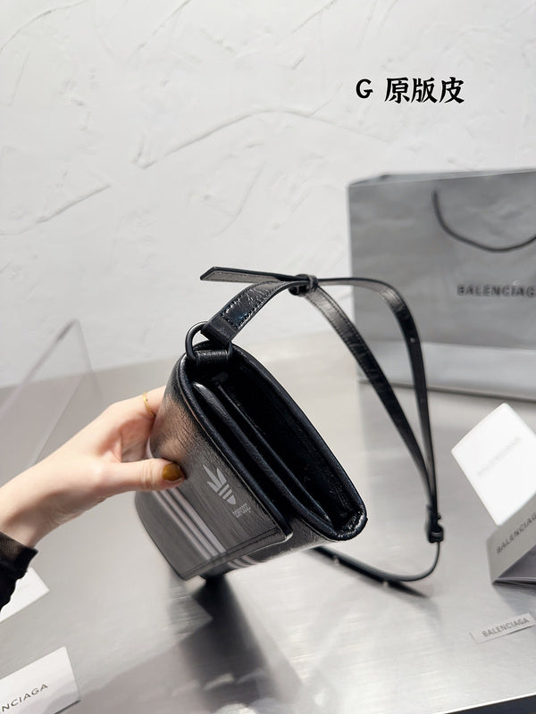 Luxurious Totes - BGA2 Bags - 017