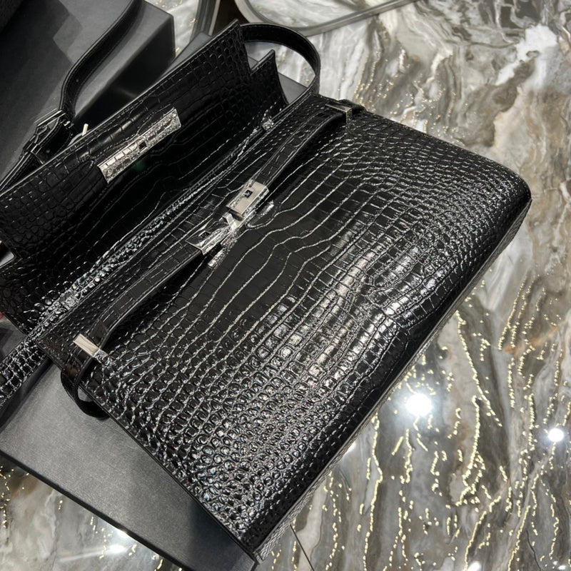 Luxurious Totes - Latest - 8209