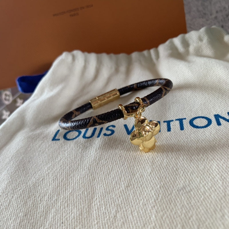 Luxurious Totes - Latest - 4979