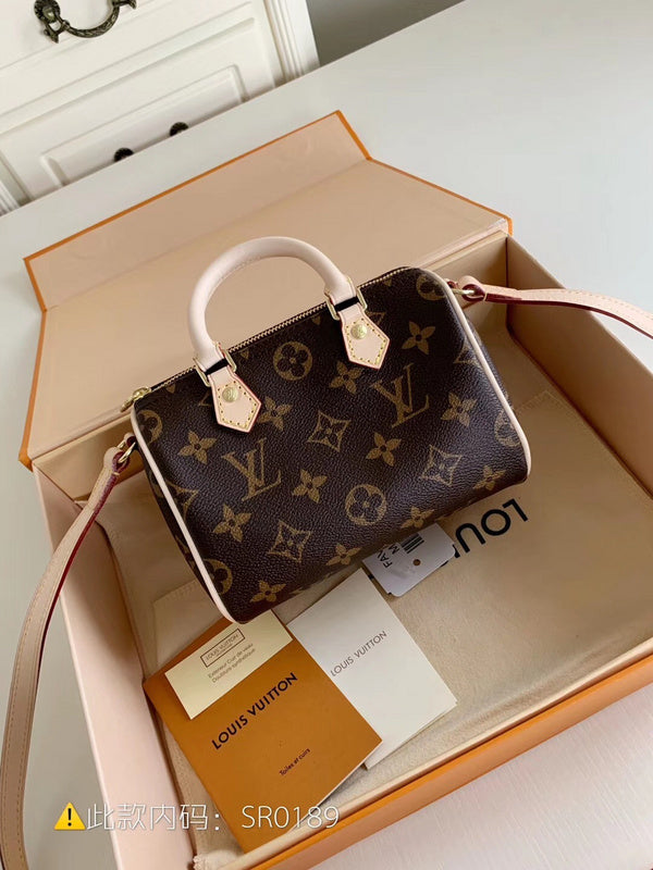 Luxurious Totes - Latest - 9699