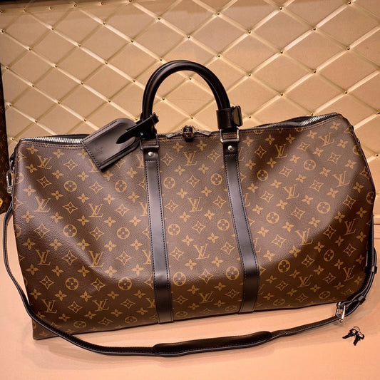 Luxurious Totes - Latest - 1932