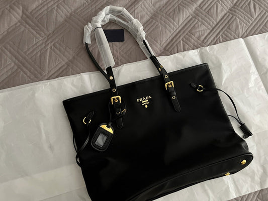 Luxurious Totes - PDA3 Bags - 138