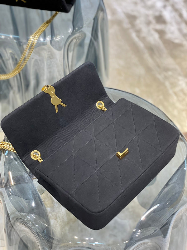 Luxurious Totes - Latest - 8332
