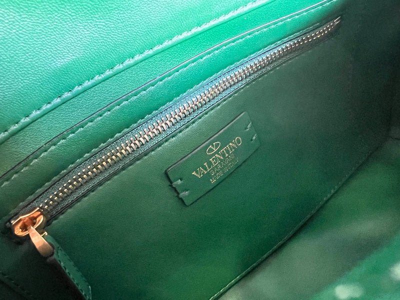 Luxurious Totes - Latest - 4447