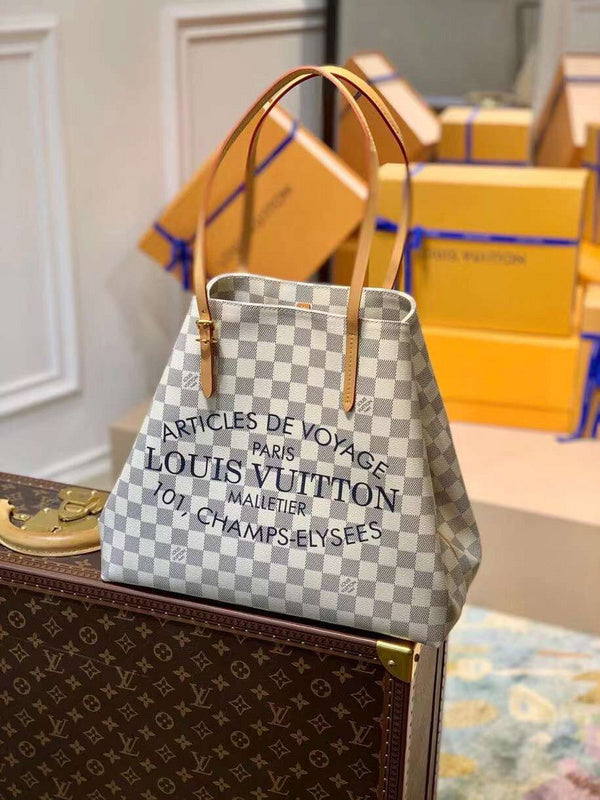 LOV - Luxurious Totes - 2131