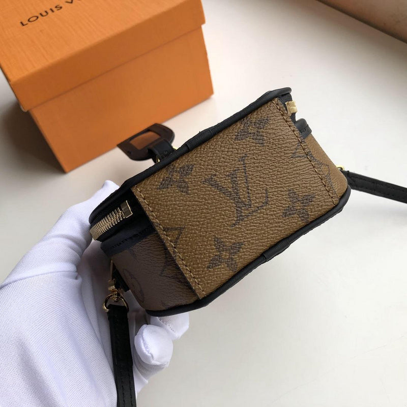 LOV - Luxurious Totes - 2688