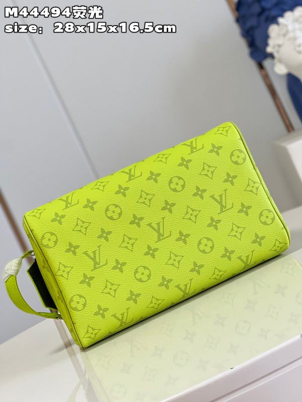 LOV - Luxurious Totes - 340