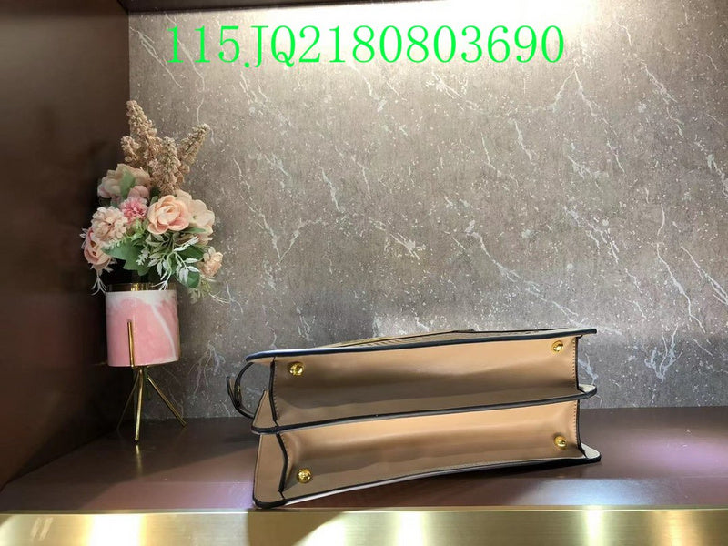 GC - Shoulder - 3242