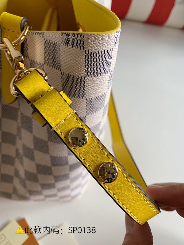 Luxurious Totes - Latest - 9760