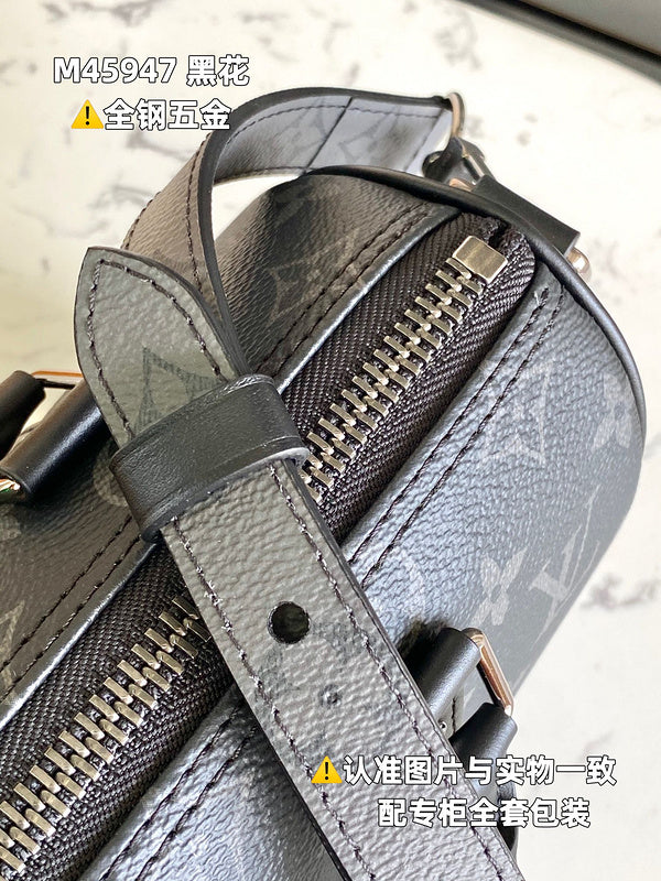 LOV - Luxurious Totes - 271