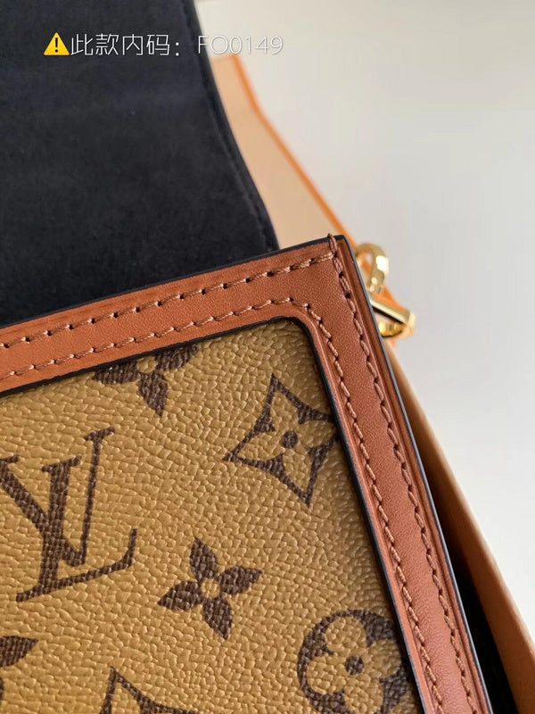 Luxurious Totes - Latest - 2429