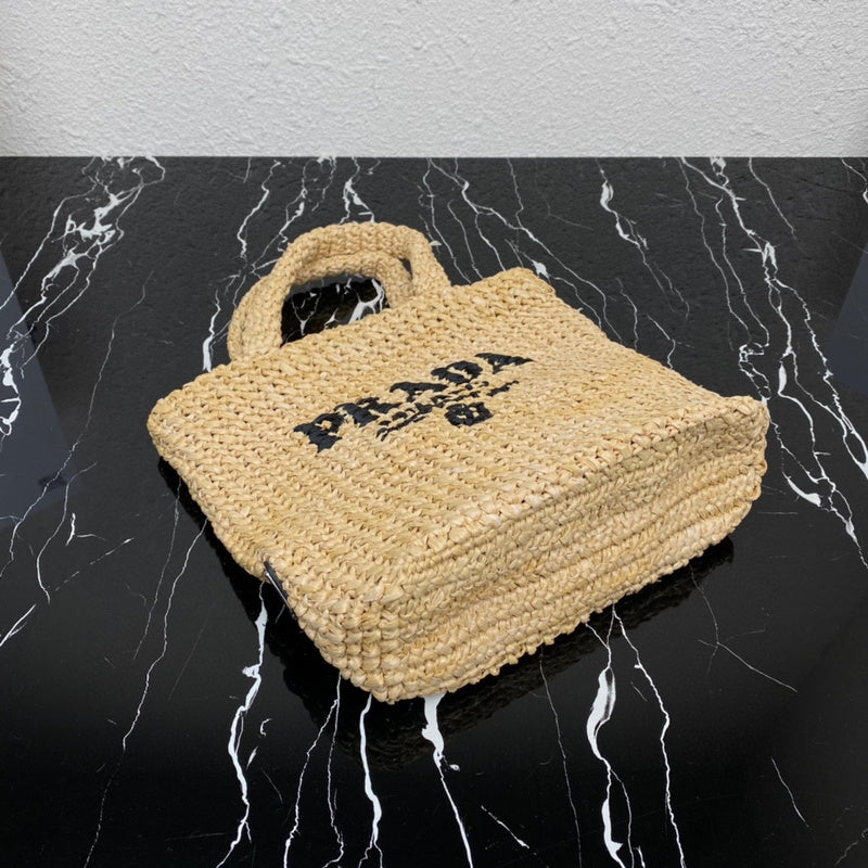 PDA - Luxurious Totes - 068
