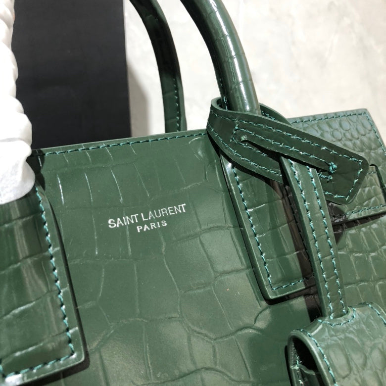 Luxurious Totes - Latest - 9482