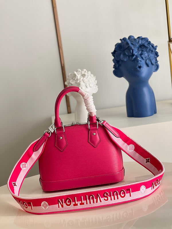 LOV - Luxurious Totes - 2122