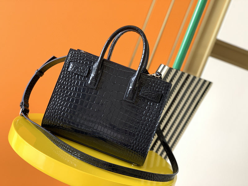 Luxurious Totes - Latest - 8866